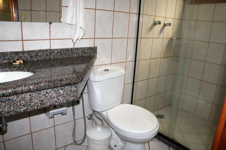 Bathroom 4, Coroa Bella Praia Hotel, Santa Cruz Cabrália