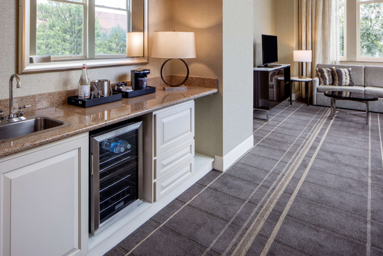 Dining Room 19