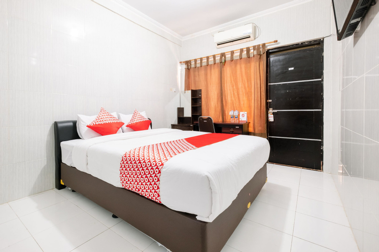 Bedroom 1, OYO 1700 Danurejan Guesthouse, Yogyakarta