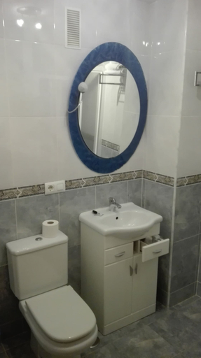 Bathroom 3, Hotel Puente de Piedra, Zamora