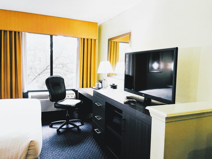 Bedroom 3, Park Inn by Radisson Albany, GA, Dougherty