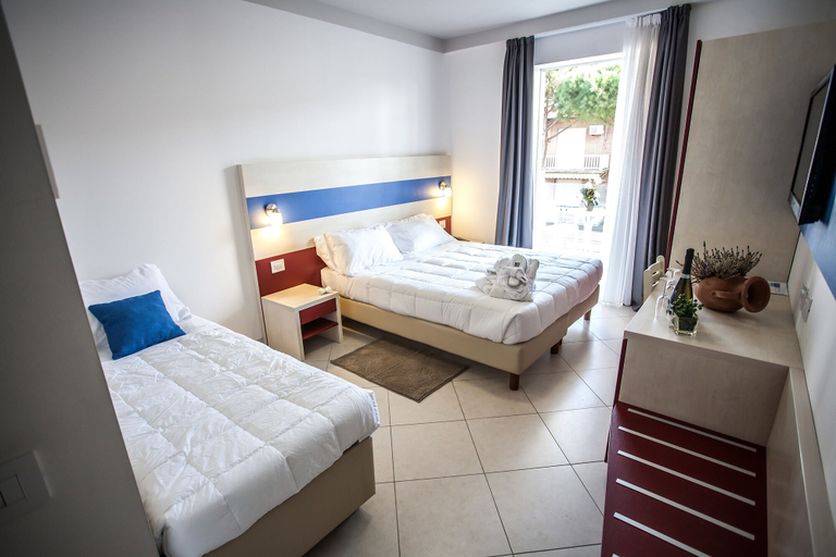 Bedroom 3, Hotel Oceanomare, Ravenna
