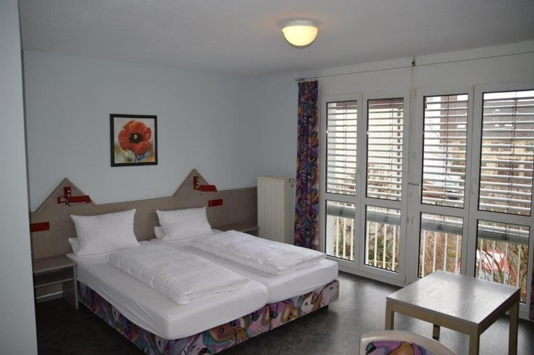 Bedroom 3, Gästehaus Linde Hotel garni, Konstanz