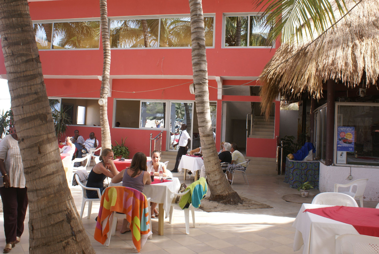 Food & Drinks 3, La Voile d'Or, Dakar