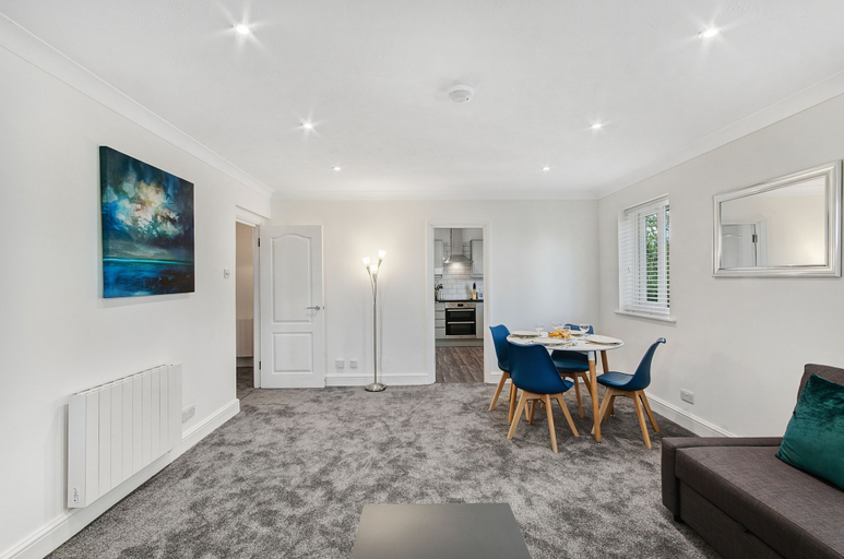 Others 4, Karah Suites - The Galleria, Hertfordshire