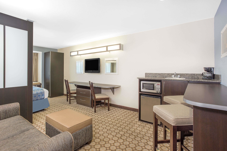 Bedroom 3, Microtel Inn & Suites by Wyndham San Angelo, Tom Green