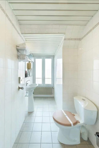 Bathroom 4, Home Latin, Paris
