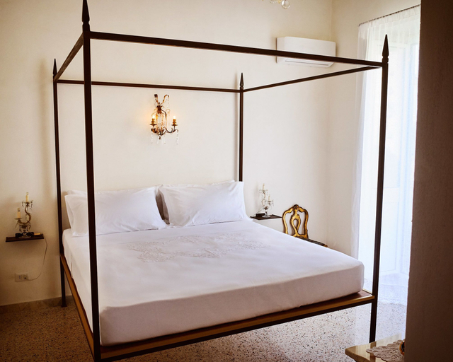 Bedroom 2, Casa Scianna Noto, Syracuse
