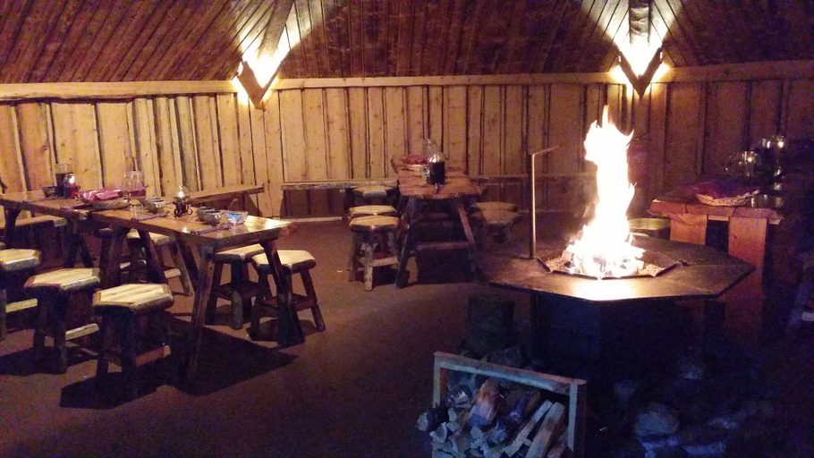 Food & Drinks 5, Hotelli Korpikartano, Lapland