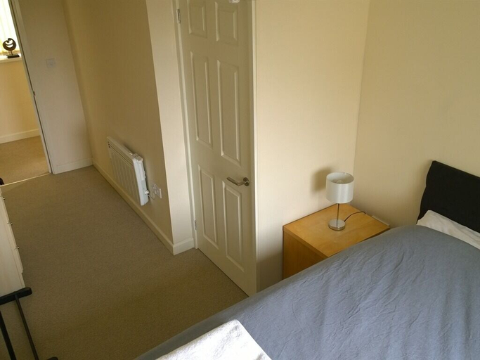 Bedroom 2, Your Travel Stop Craggside, Sheffield