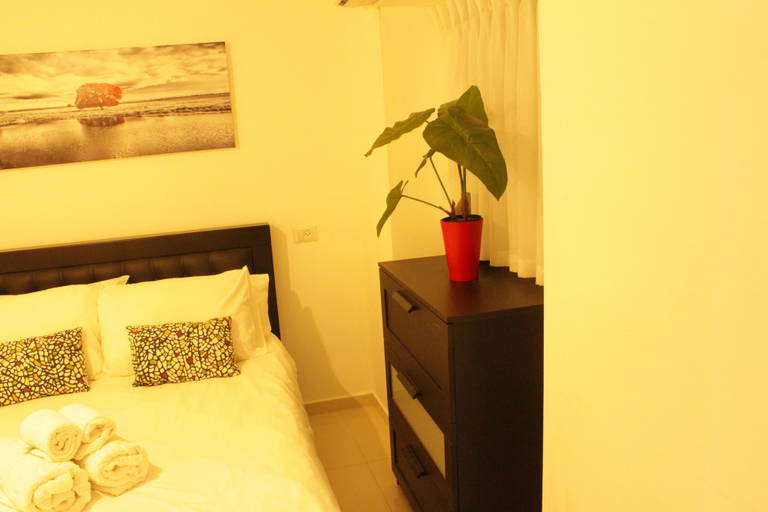 Bedroom 2, Ben Yehuda Apartments Jerusalem