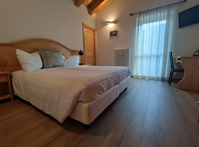 Bedroom 4, Eco-Baita Natura Spensierata, Trento