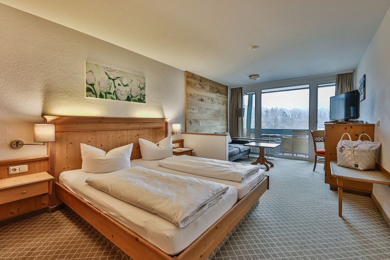 Bedroom 3, Alpenhotel Fischer - Adults Only, Berchtesgadener Land
