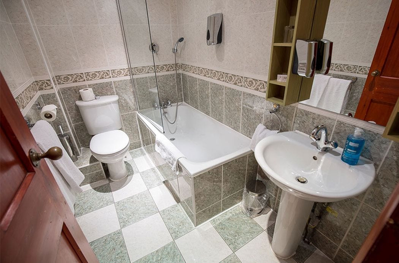 Bathroom 4, Harefield Manor, London