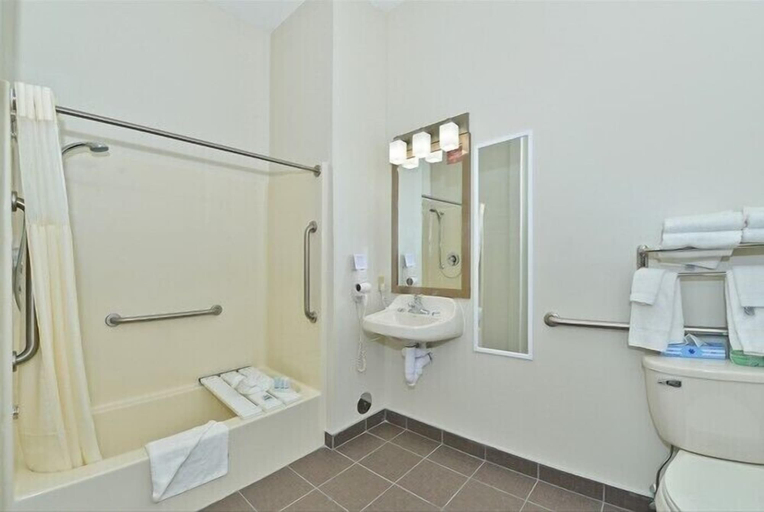 Bathroom 3, Sleep Inn & Suites Harrisburg - Hershey North, Dauphin