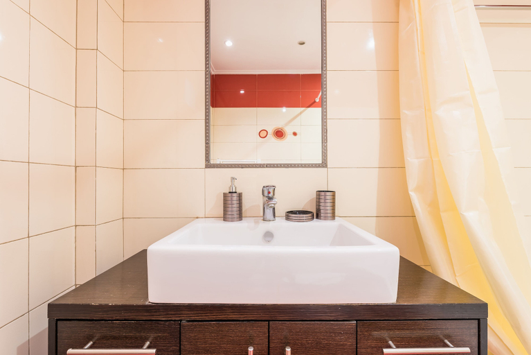 Bathroom 4, Stylish Acropolis Apartment  by Cloudkeys, Attica