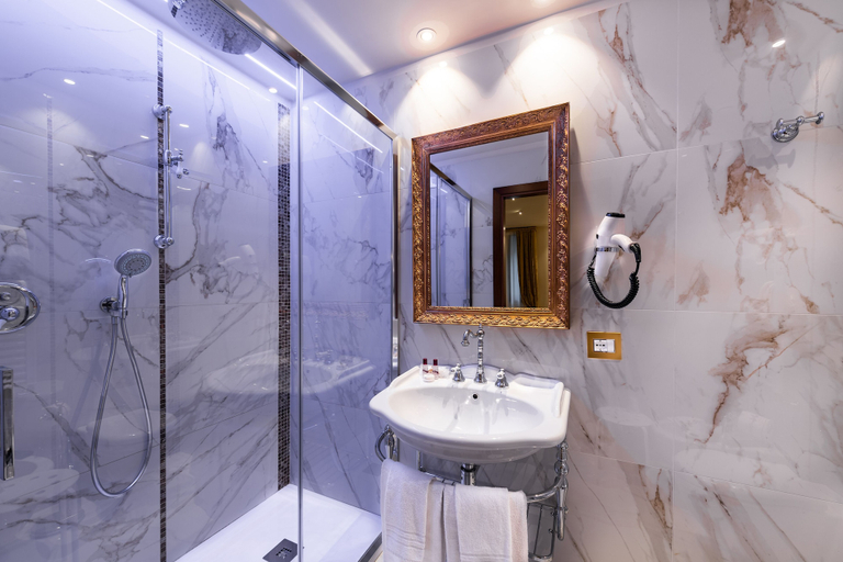 Bathroom 4, Hotel Scandinavia - Relais, Venezia