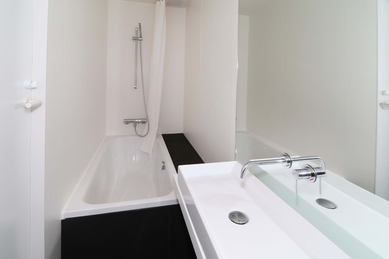 Bathroom 3, The Garden, Fujikawaguchiko