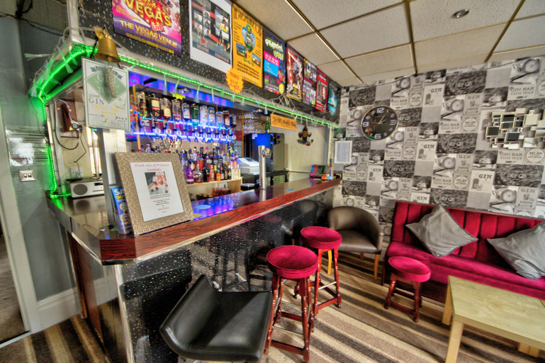 Food & Drinks 4, Rossall House, Blackpool