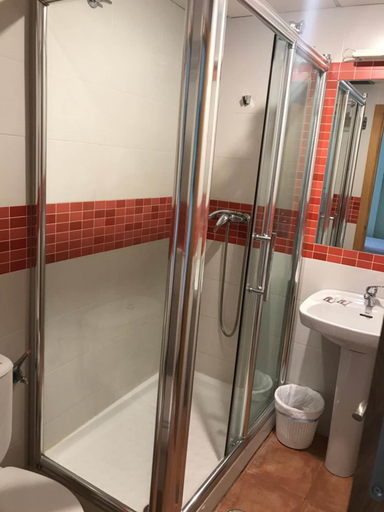 Bathroom 5, Hostal Río de Oro, Jaén