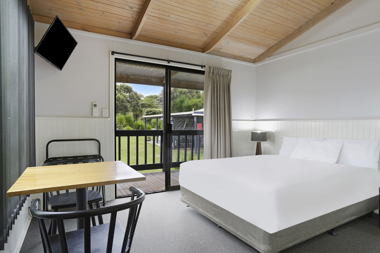 Bedroom 3, The Great Ocean Road Studios, Corangamite - South