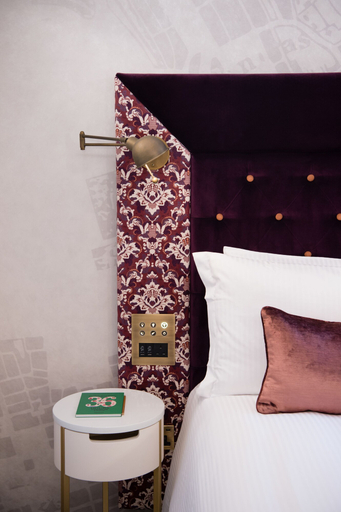 Bedroom 3, Vintry & Mercer Hotel - Small Luxury Hotels of the World, London