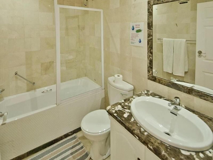 Bathroom 3, The Russel Hotel, Eden