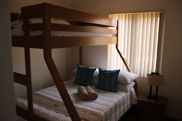 Bedroom 3, Seaspray Beach Holiday Park, Irwin