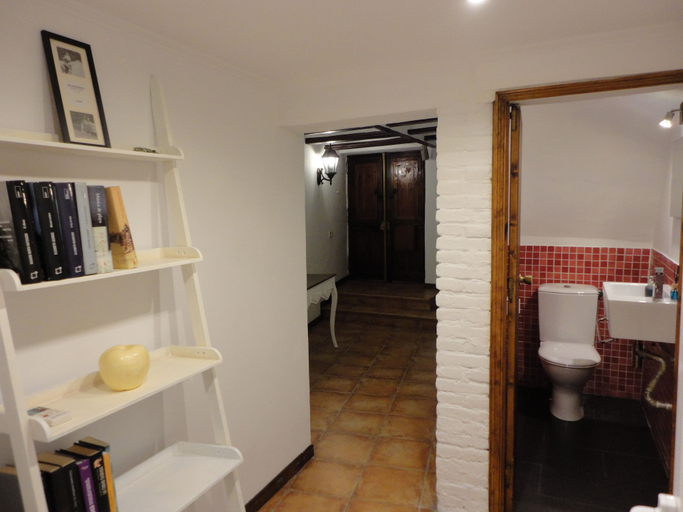 Bathroom 4, Center Valencia, Valencia