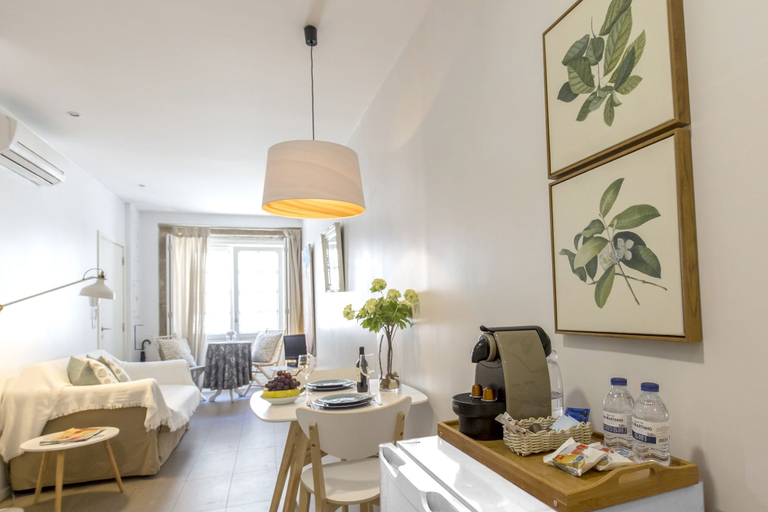 Food & Drinks 4, Historical Center - Taipas Apartments, Porto