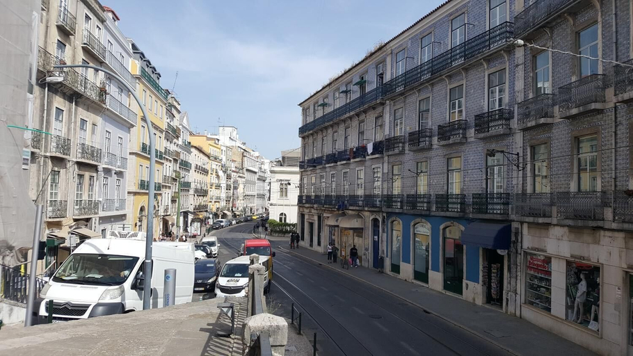 Others 4, Lisbon Finestay Bica, Lisbon