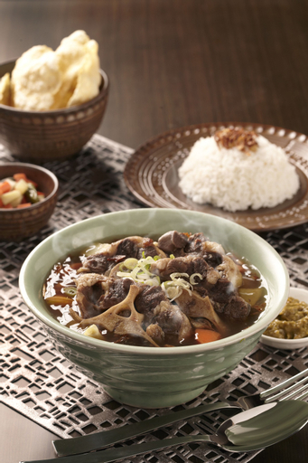 Food & Drinks 27