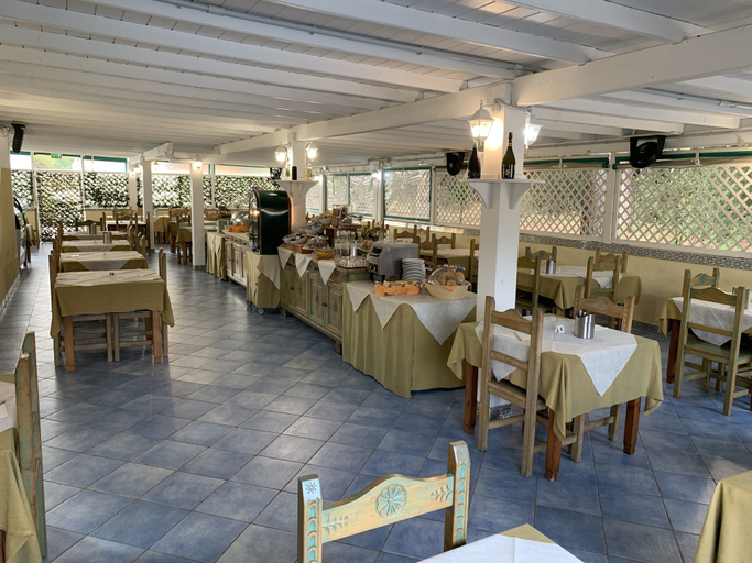 Food & Drinks 5, Hotel Fiore di Maggio, Cagliari