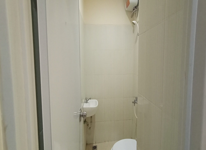 Bathroom 5, Giant Kost, Tangerang