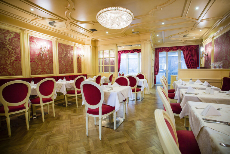 Food & Drinks 5, Luxury Family Hotel Royal Palace, Praha 6