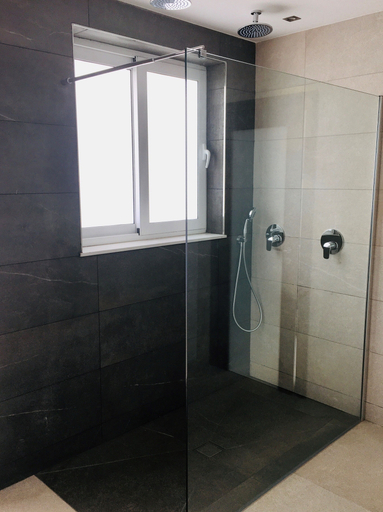 Bathroom 4, InStyle Aparthotel, St Julian's