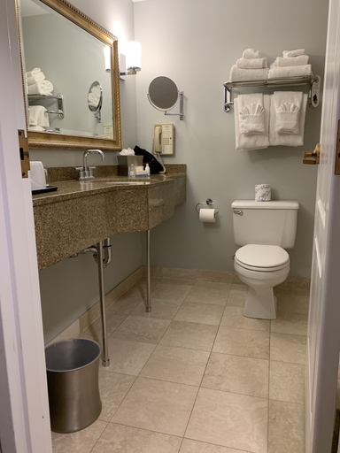 Bathroom 4, Water's Edge Resort & Spa, Middlesex