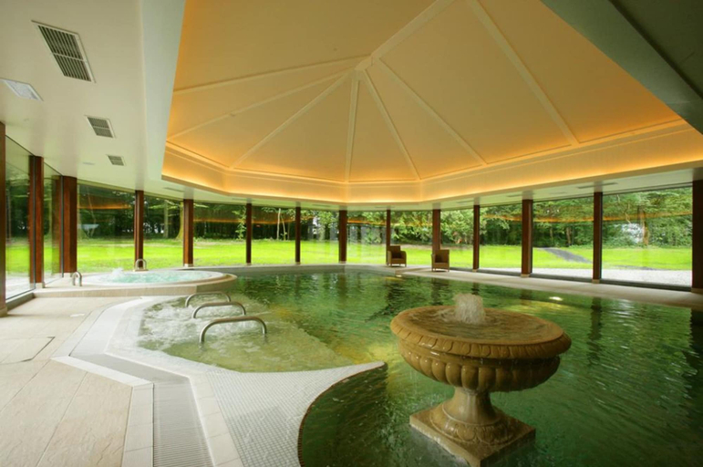 Sport & Beauty 2, Mount Falcon Estate