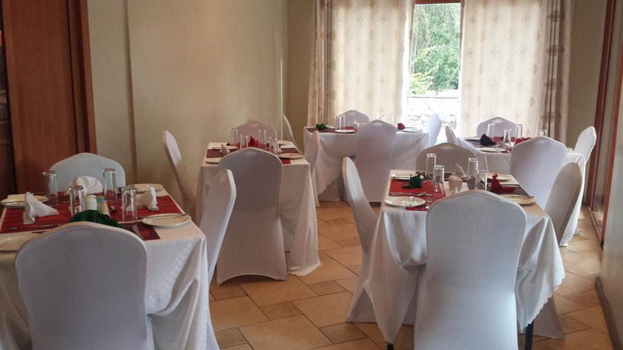 Food & Drinks 5, Zenith lodge, Lusaka