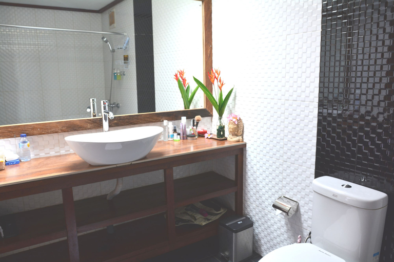 Bathroom 3, Griya Sriwedari, Gianyar