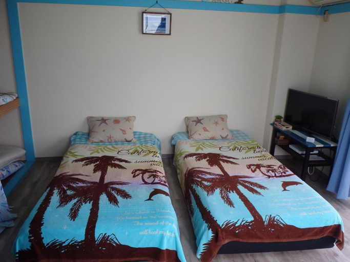 Bedroom 2, Pension UMINONAKAMA, Ishigaki