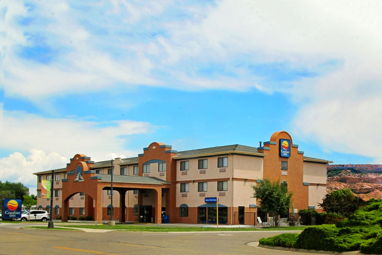 Exterior & Views 2, Comfort Inn & Suites Fruita - Grand Junction, Mesa