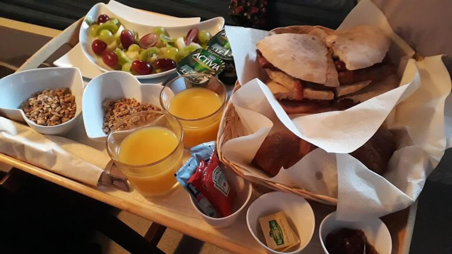 Food & Drinks, Birdsong Cottage B&B, Northumberland