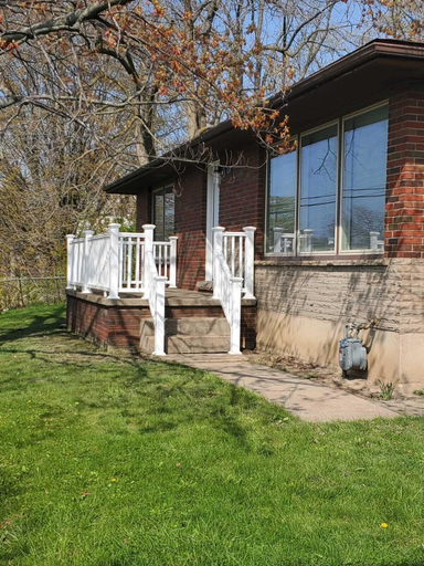 Exterior & Views 2, The Grand Gorge Villa-With Yard& Parking, Niagara