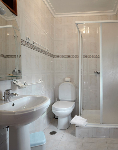 Bathroom 4, Abrigo da Montanha Alojamento Familiar, Seia