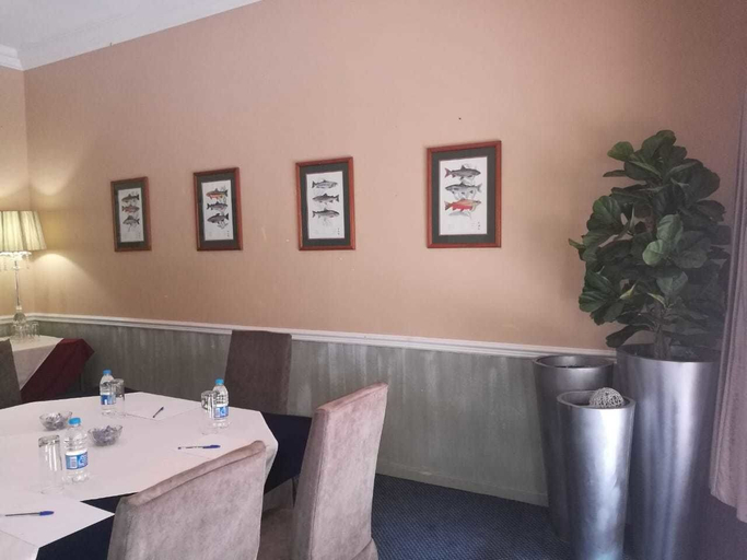 Food & Drinks 4, The Highlander Hotel, Nkangala