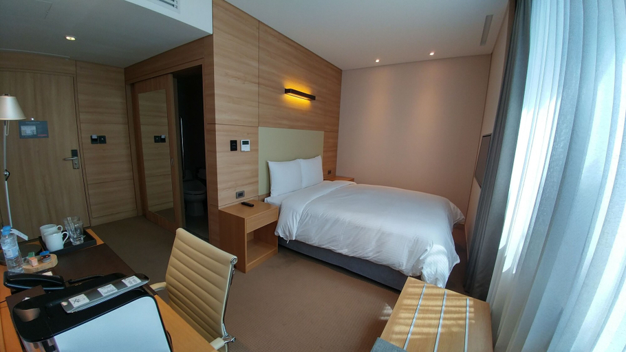 Bedroom 3, Acube Hotel, Jung