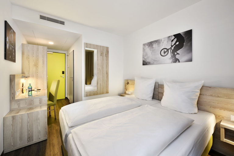 Bedroom 2, NOVINA Sleep Inn Herzogenaurach, Erlangen-Höchstadt
