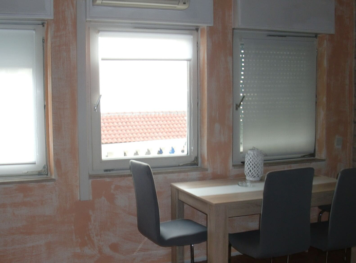 Others 5, Villa Elit, Dugi Rat