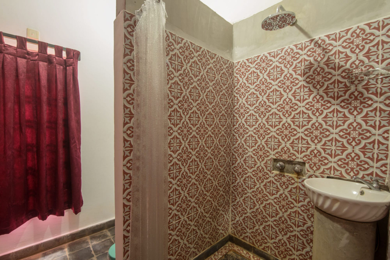 Bathroom 3, Udaya Angkor Bed And Breakfast, Siem Reap